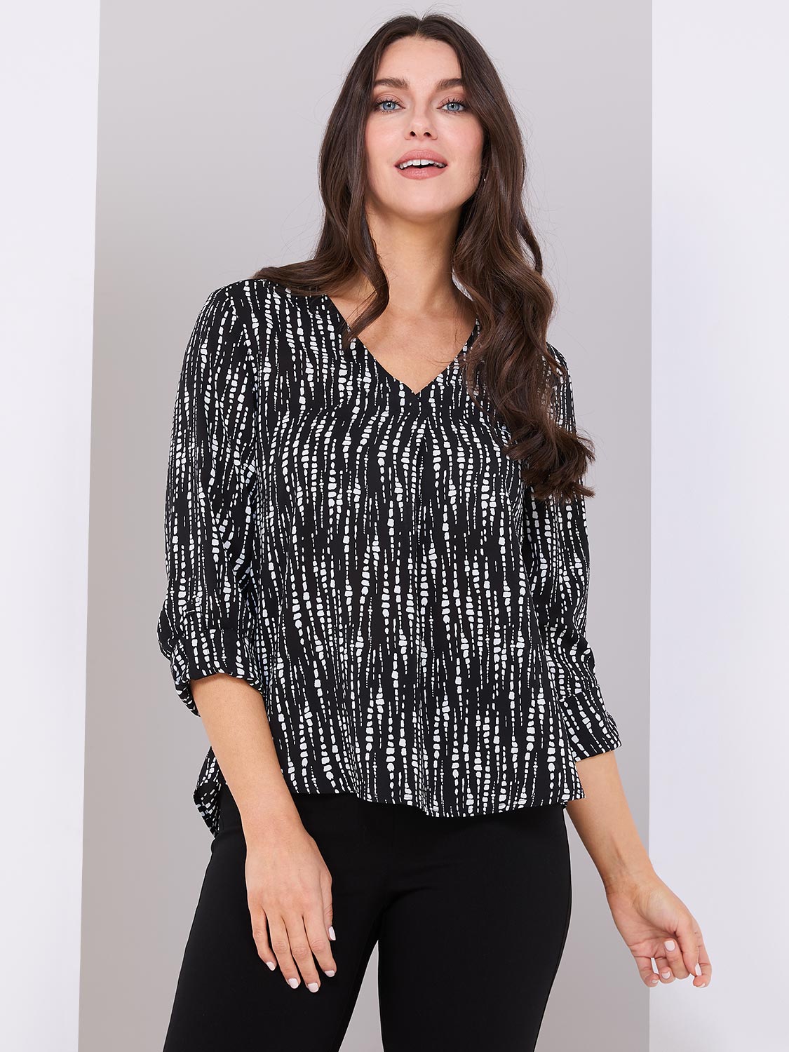 Abstract Print V-Neck Long Sleeve Popover Blouse