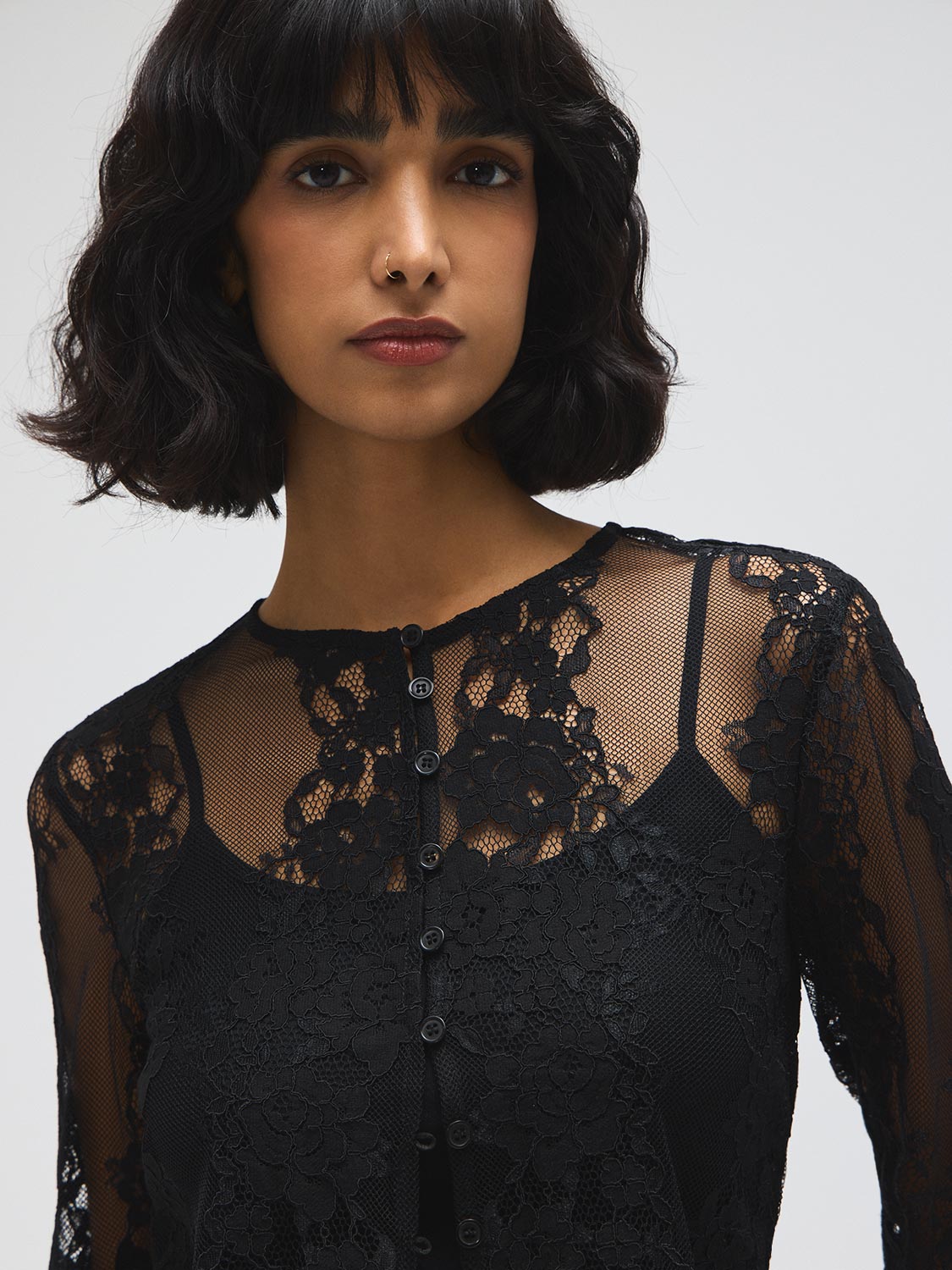 Scallop Lace Button-Front Top – Suzy Shier
