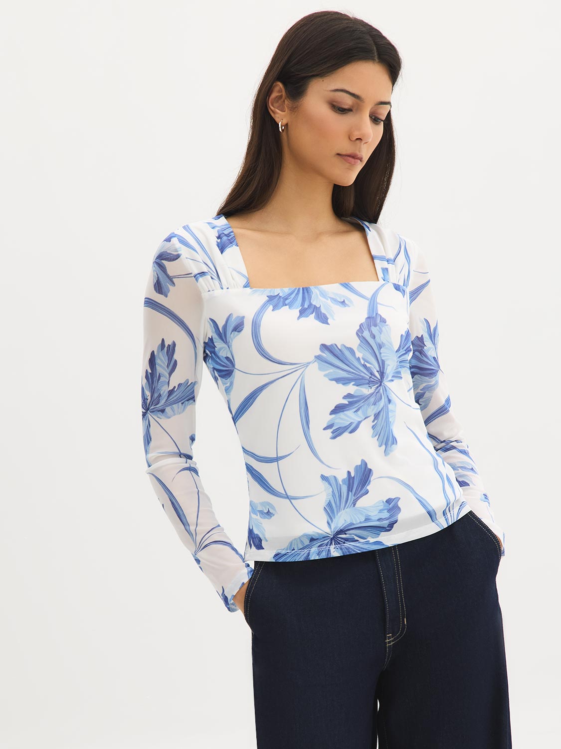 Floral Square Neck Mesh Top – Suzy Shier
