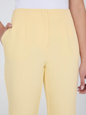 Pantalon court à jambe droite et fentes latérales Yellow