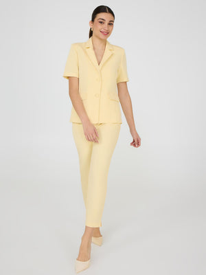 Pantalon court à jambe droite et fentes latérales Yellow