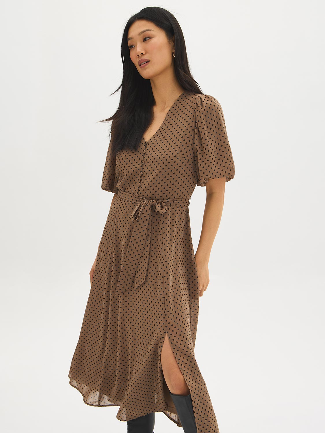 Polka Dot Chiffon Midi Dress Suzy Shier Polka Dot Chiffon Midi Dress Suzy Shier