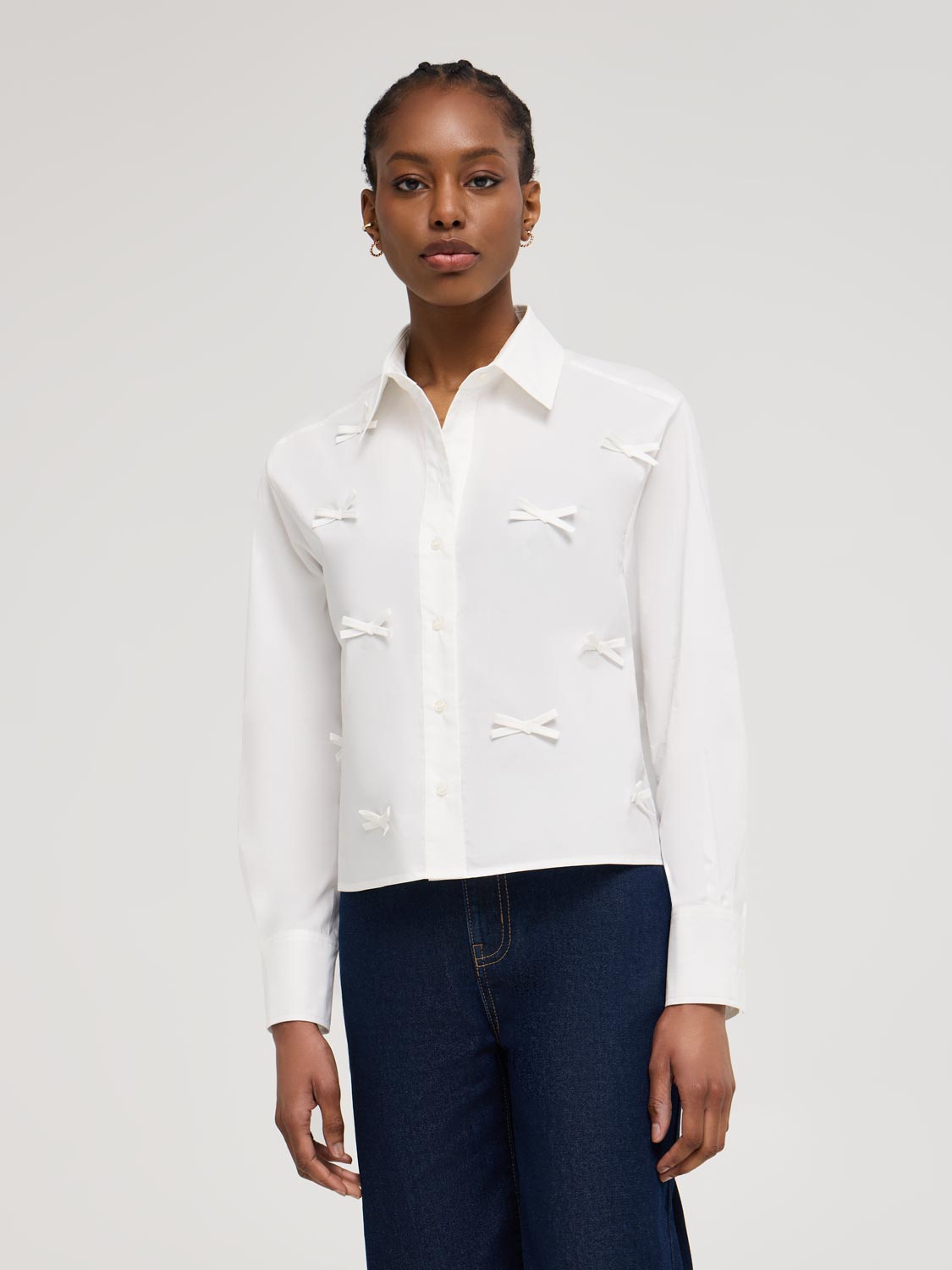 Bow Detail Button-Front Cotton Blouse – Suzy Shier