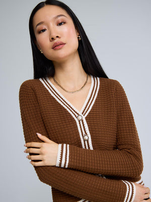 Cardigan côtelé à col en V et bordure contrastée Amber Brown