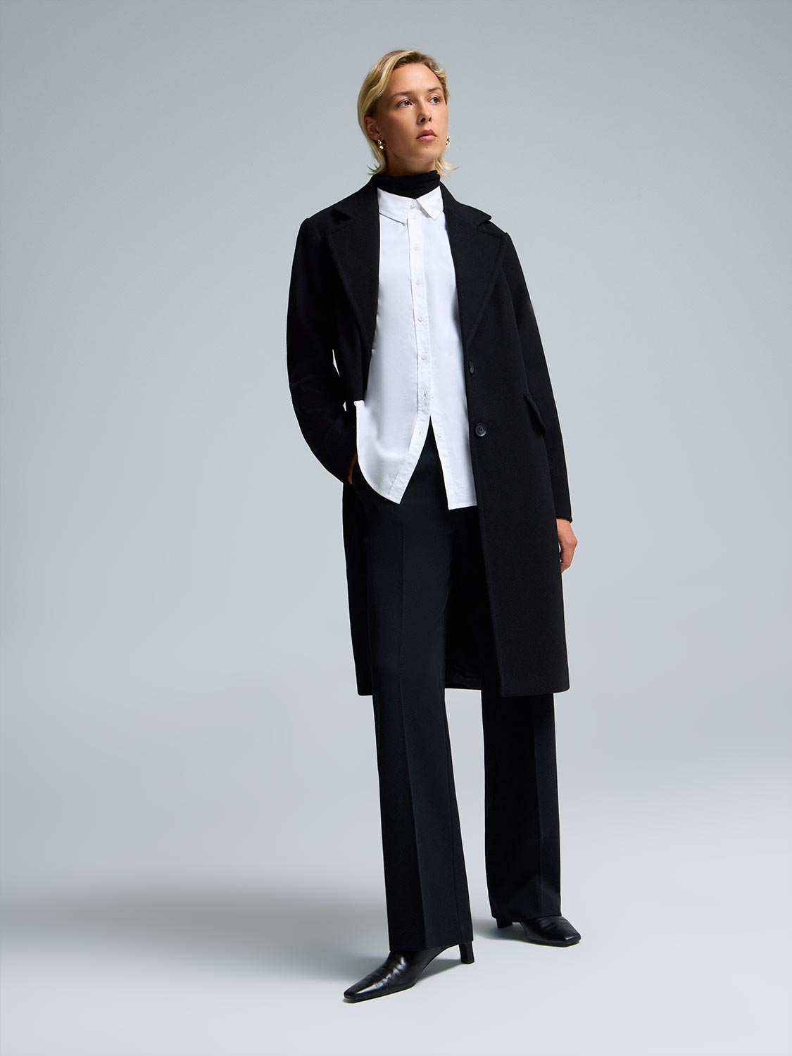 美品 セオリー CHINTZED TWIL CLEAN CAR COAT セオリー Theory コート SLEEK TRENCH CL CAR COAT （ベージュ