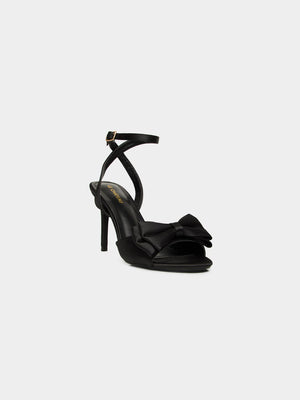 Sandale à talons hauts en satin avec boucle Black
