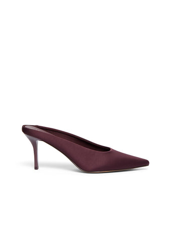 Mule à talons hauts en satin avec bout pointu Merlot