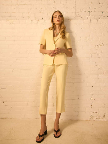 Pantalon court à jambe droite et fentes latérales Yellow