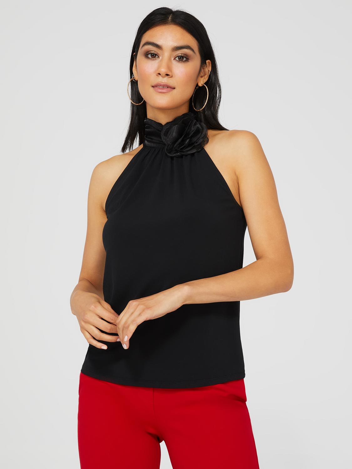 Halter Top With Flower Neck Detail – Suzy Shier