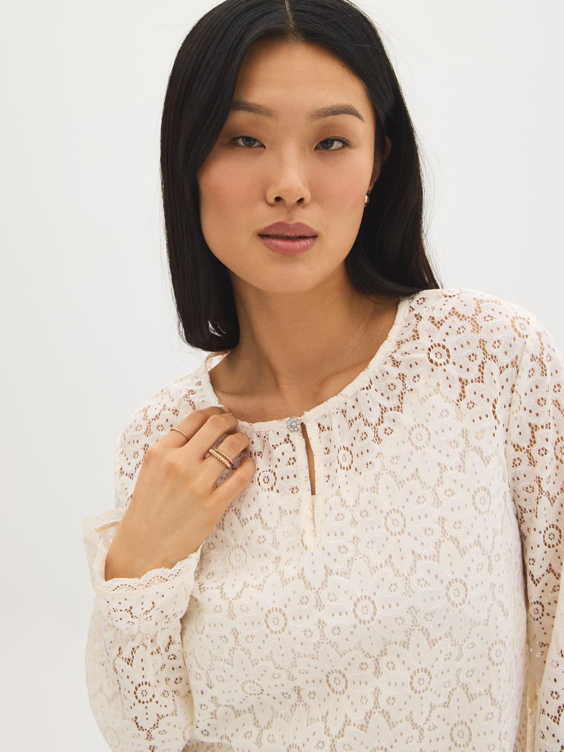 Antique Creme