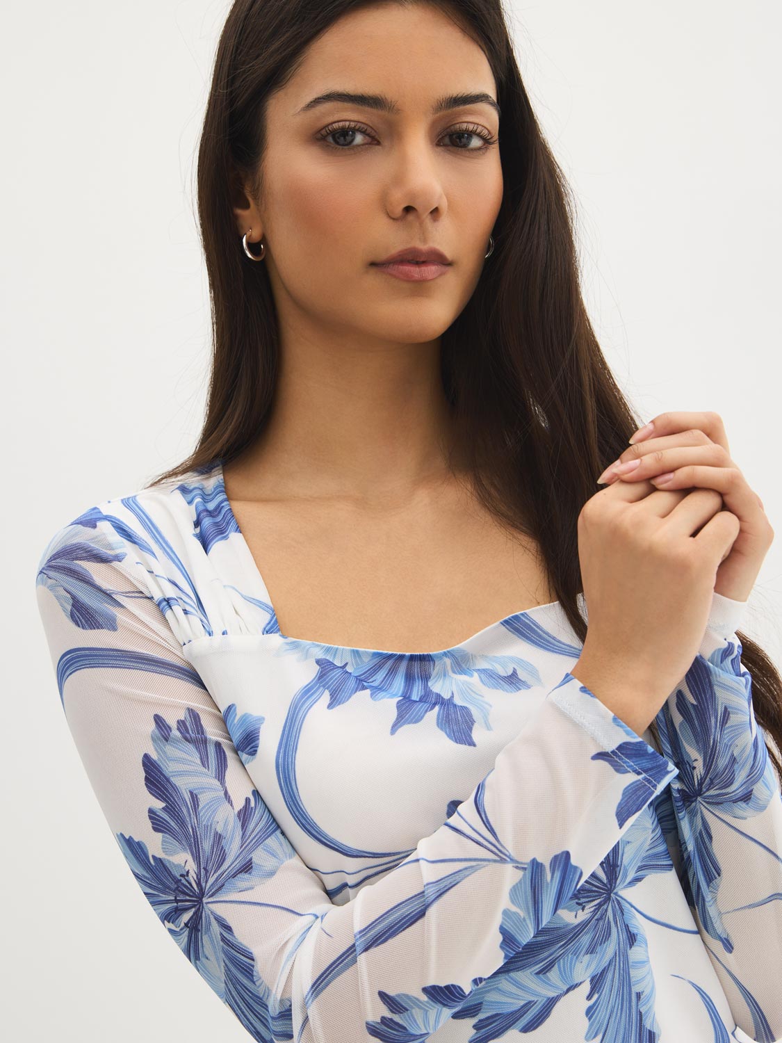 Floral Square Neck Mesh Top – Suzy Shier