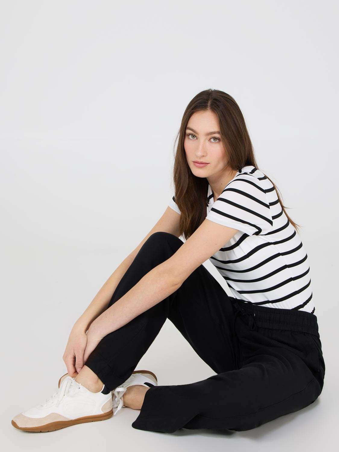 Wide-Leg Tencel Pants – Suzy Shier