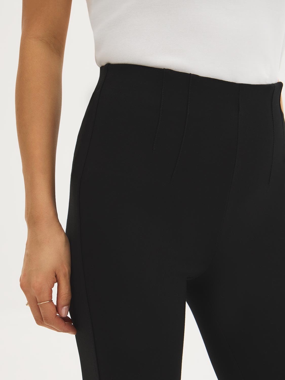Fit & Flare Pants – Suzy Shier