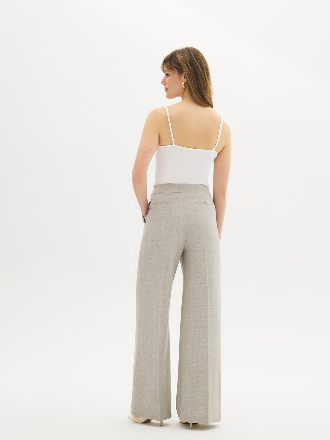 Pantalon à jambe large avec plis et carreaux