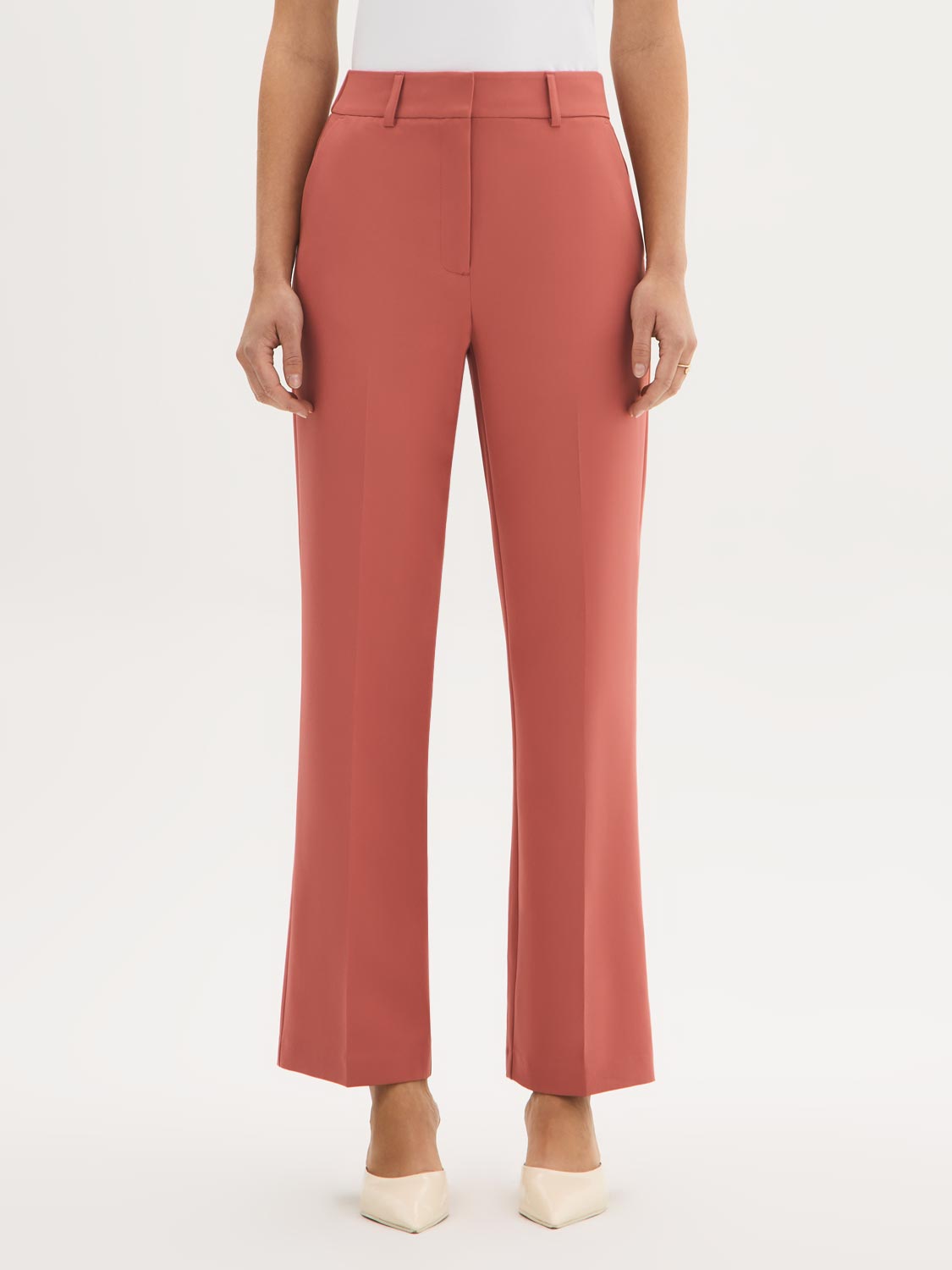 Tailored Straight-Leg Pants – Suzy Shier