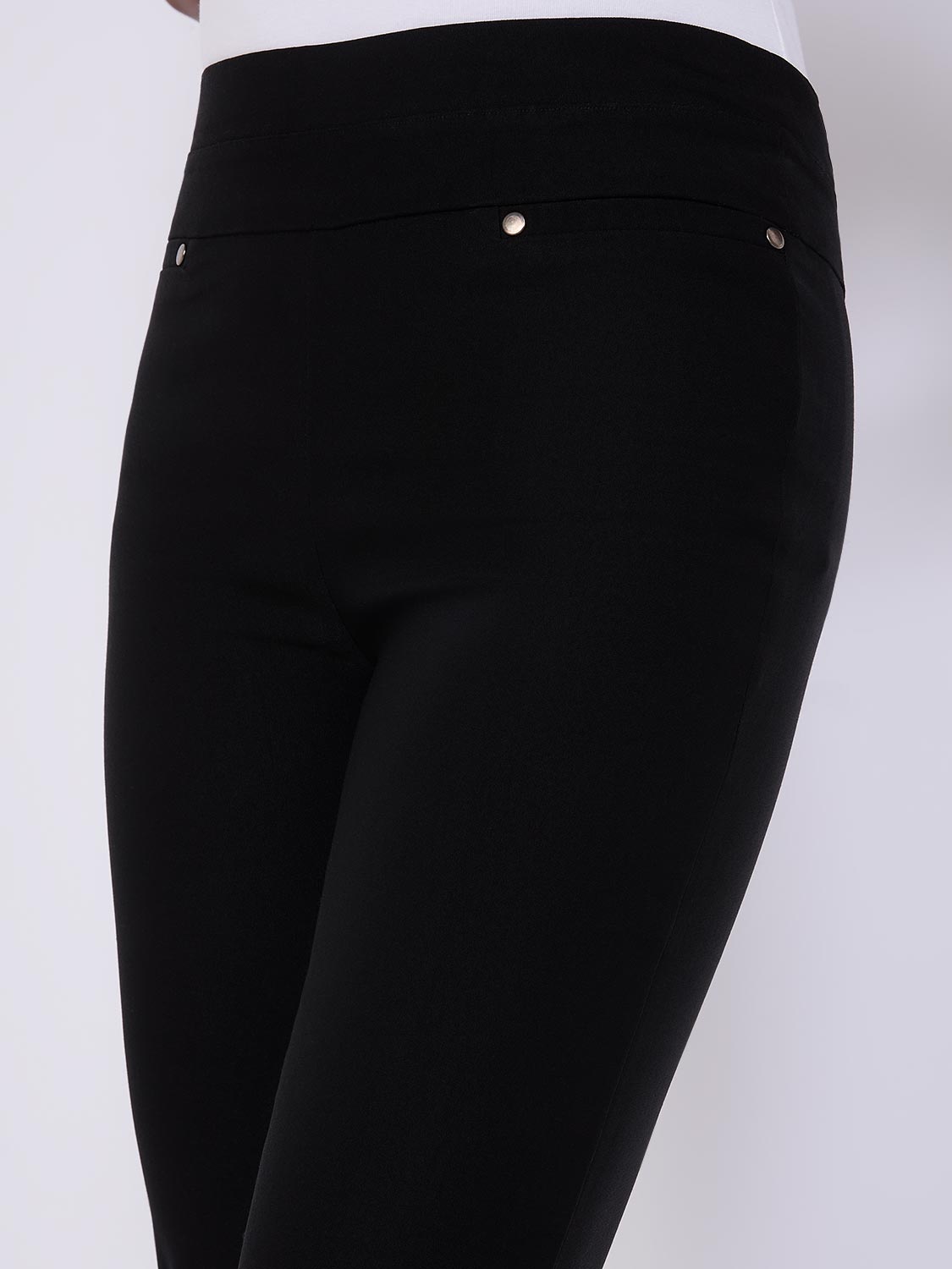 Pantalon à enfiler taille haute à coupe lisse | FR Pantalon à enfiler taille haute à coupe lisse | FR
