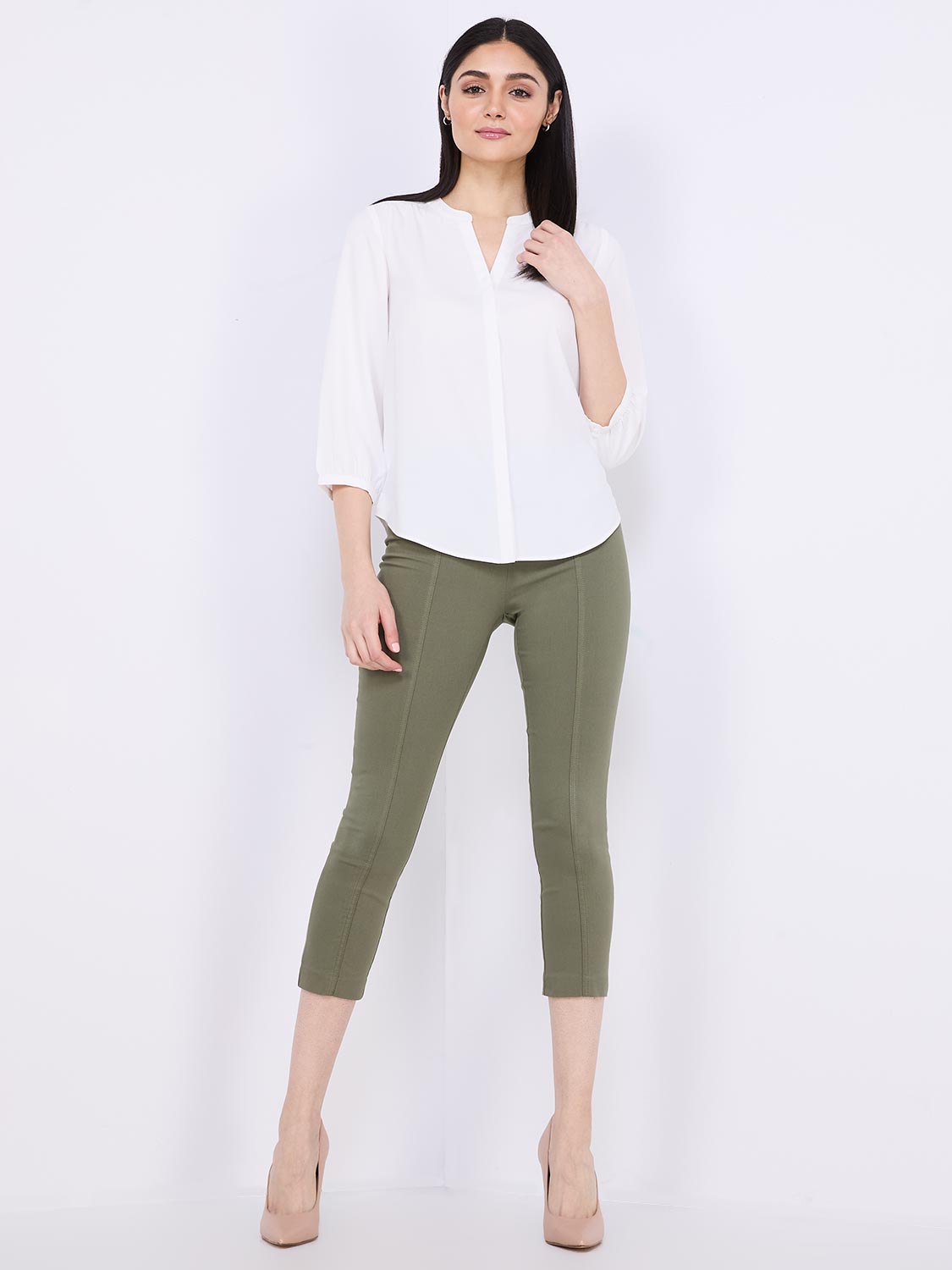 Straight Leg Capri Pants With Seam Details – Suzy Shier