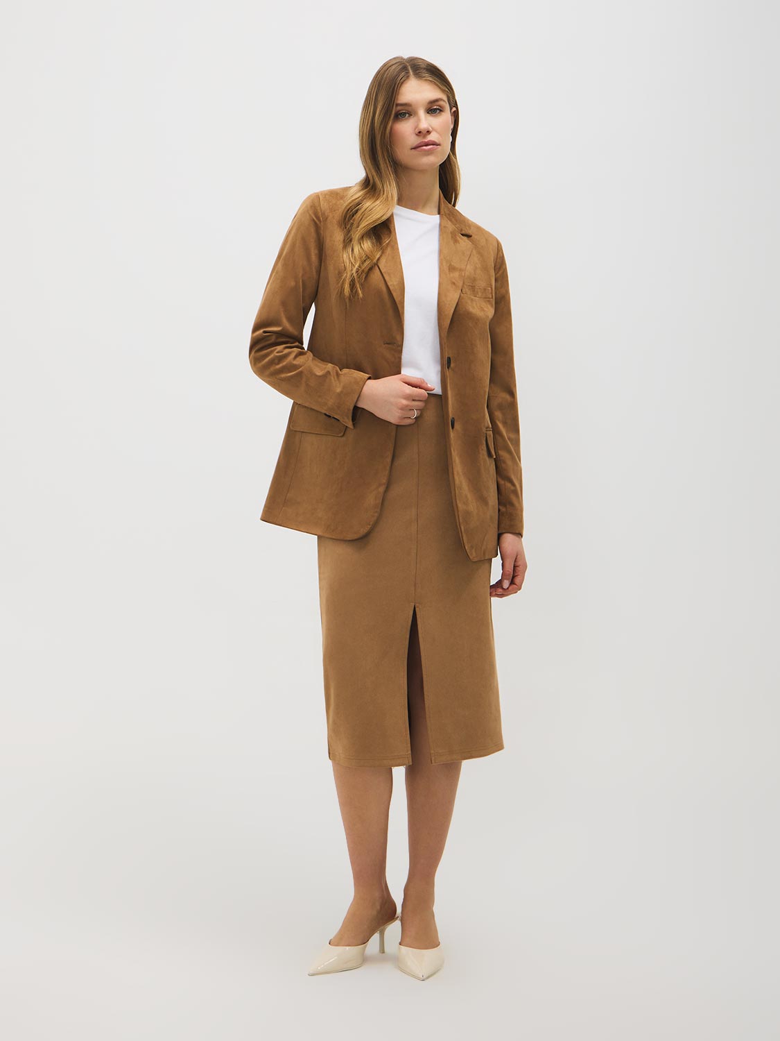 Dk Beige