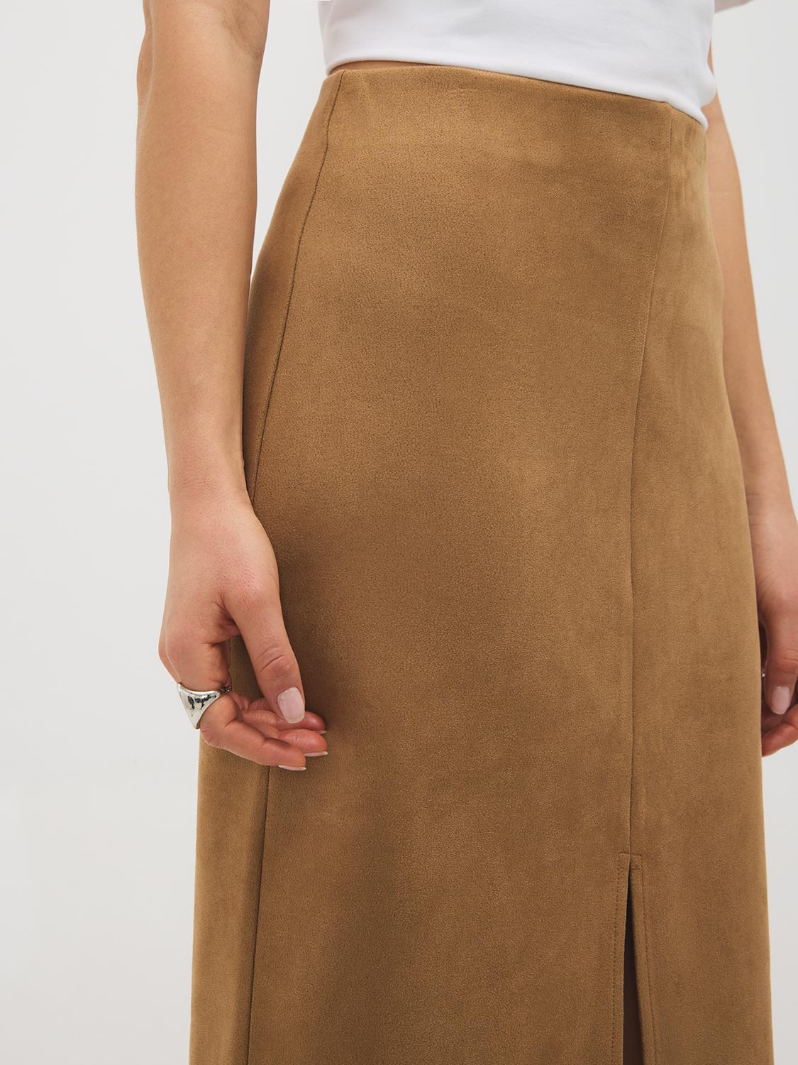 Dk Beige