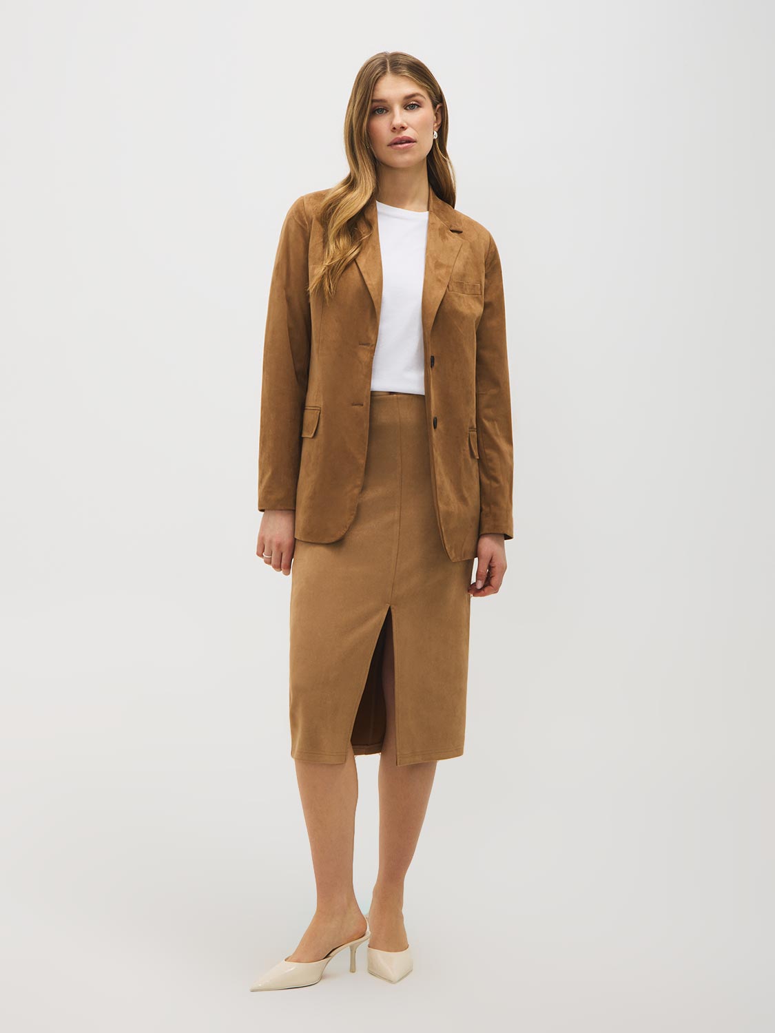 Dk Beige
