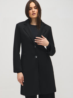  <span style='background-color: rgba(245, 245, 245, 0.6); color: #000000; font-family: Arial;'>Coats</span>