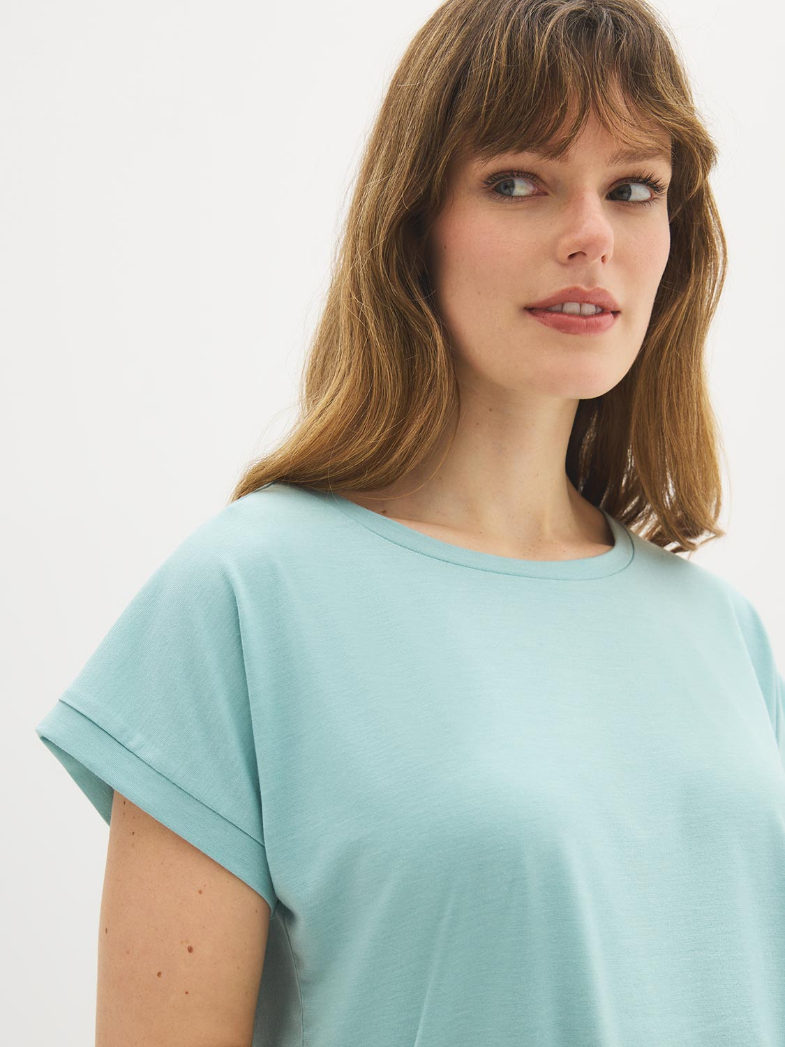 Cuffed Dolman Sleeve T-Shirt – Suzy Shier