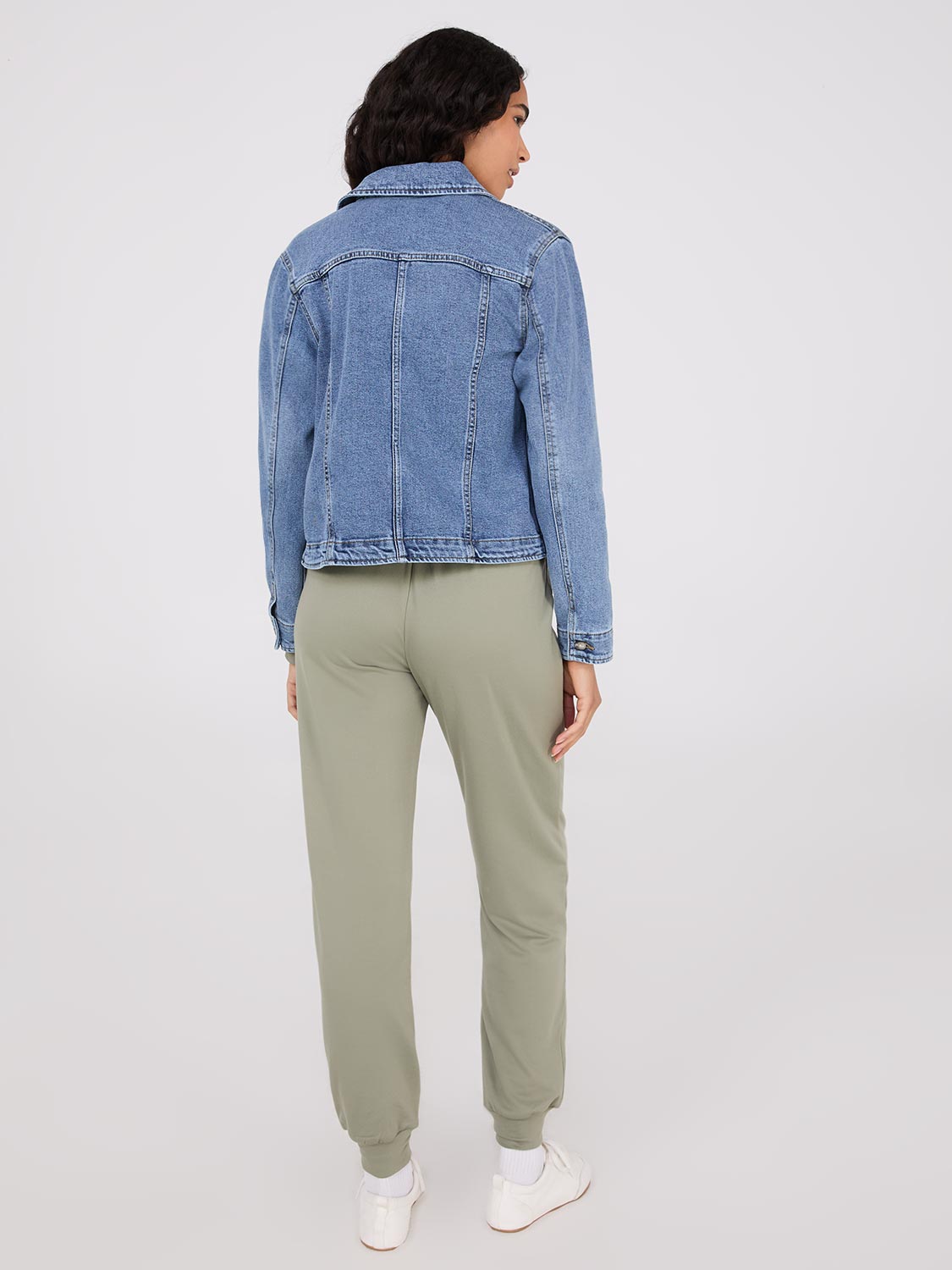 Denim Jacket - Button-Front | Suzy Shier