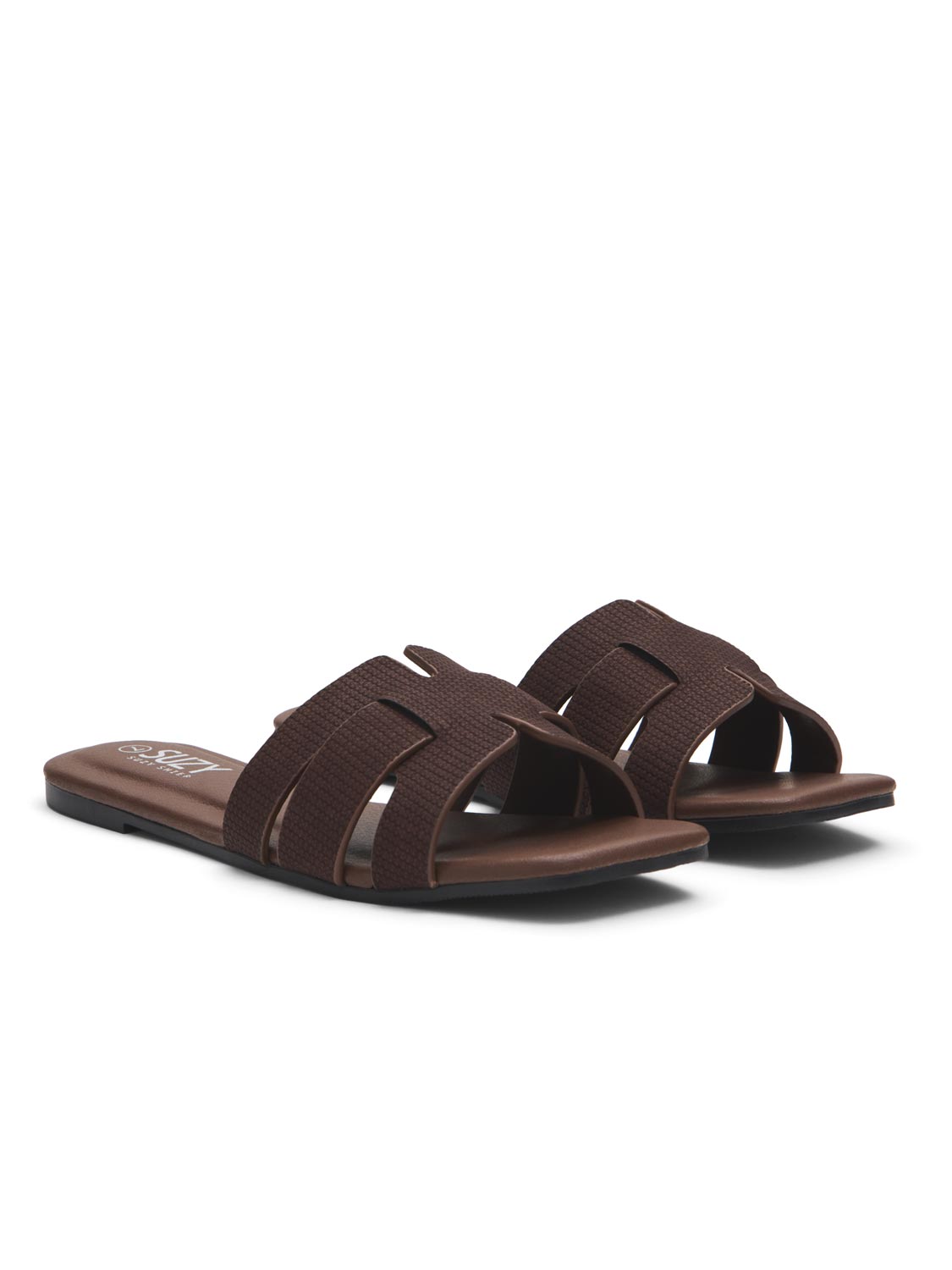 Sandales tressées en faux cuir