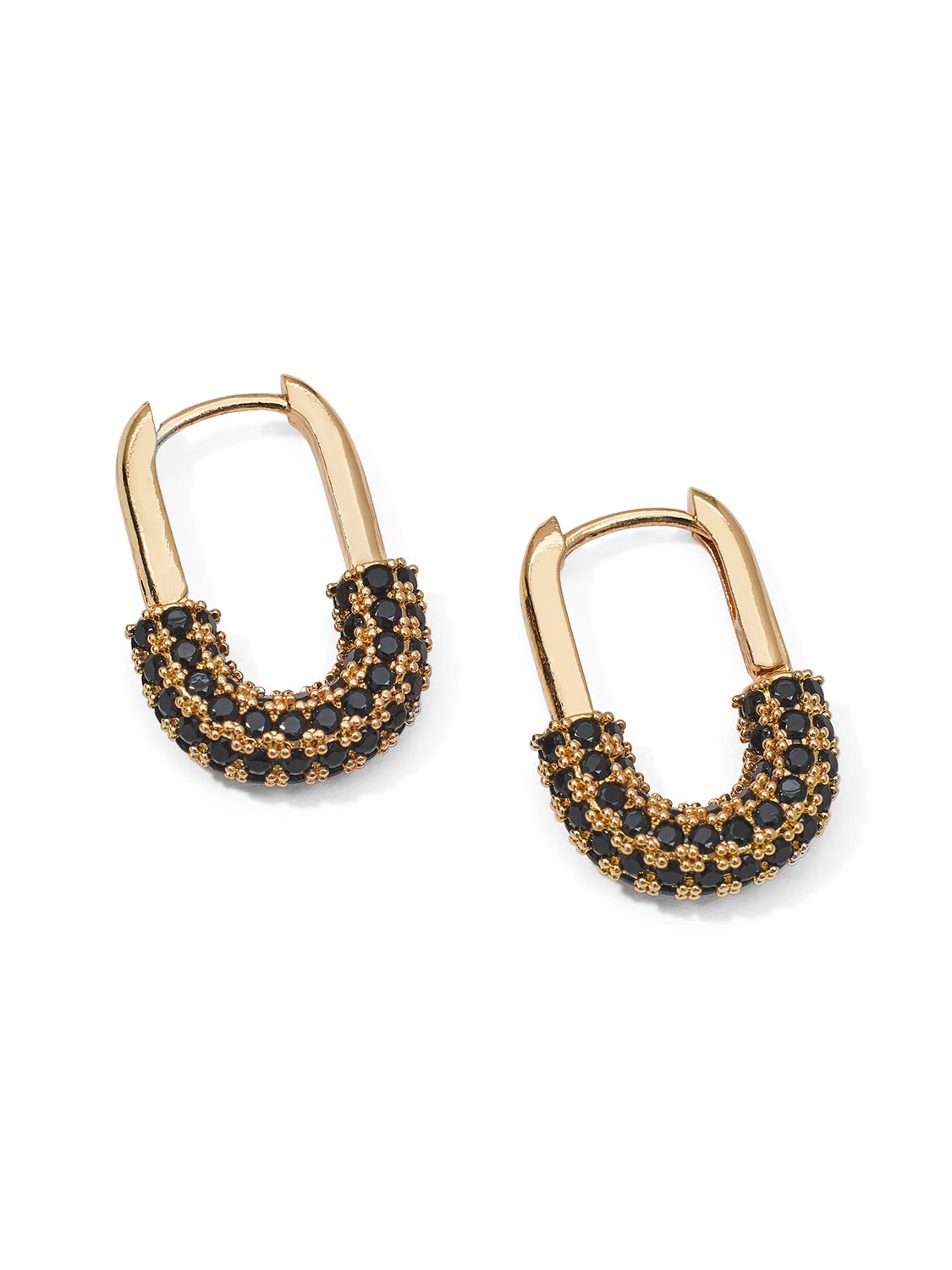 Petits anneaux à pavé de diamants