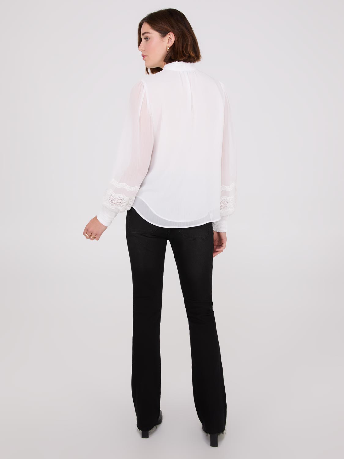 M me eme／Big collar bijou shirt blouse(eme10359) | All Item