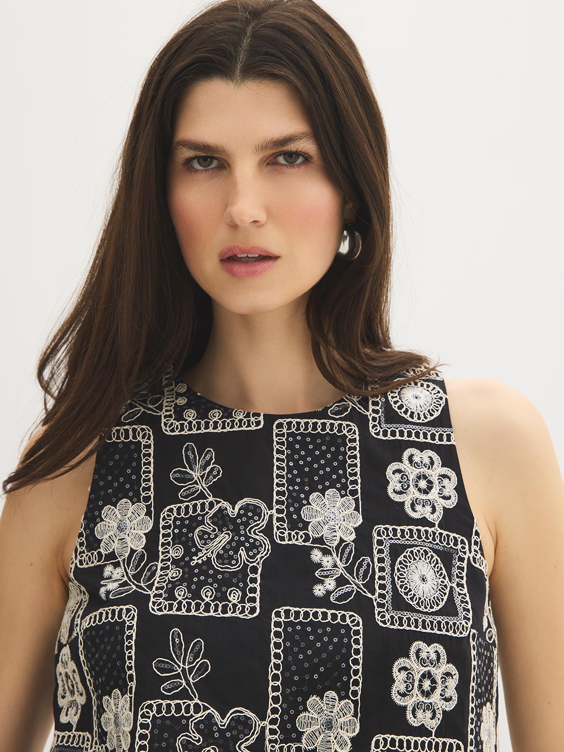 Black Embroidered Sleeveless Shell Top - Woman Wearing Detailed Cotton Top - Suzy Shier
