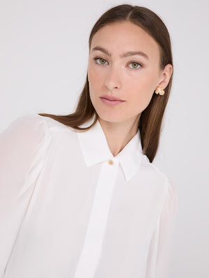 Blouse boutonnée devant en chiffon à manches volumineuses Pearl