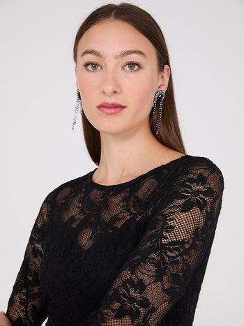 Floral Lace Sweeheart Neckline Top Black