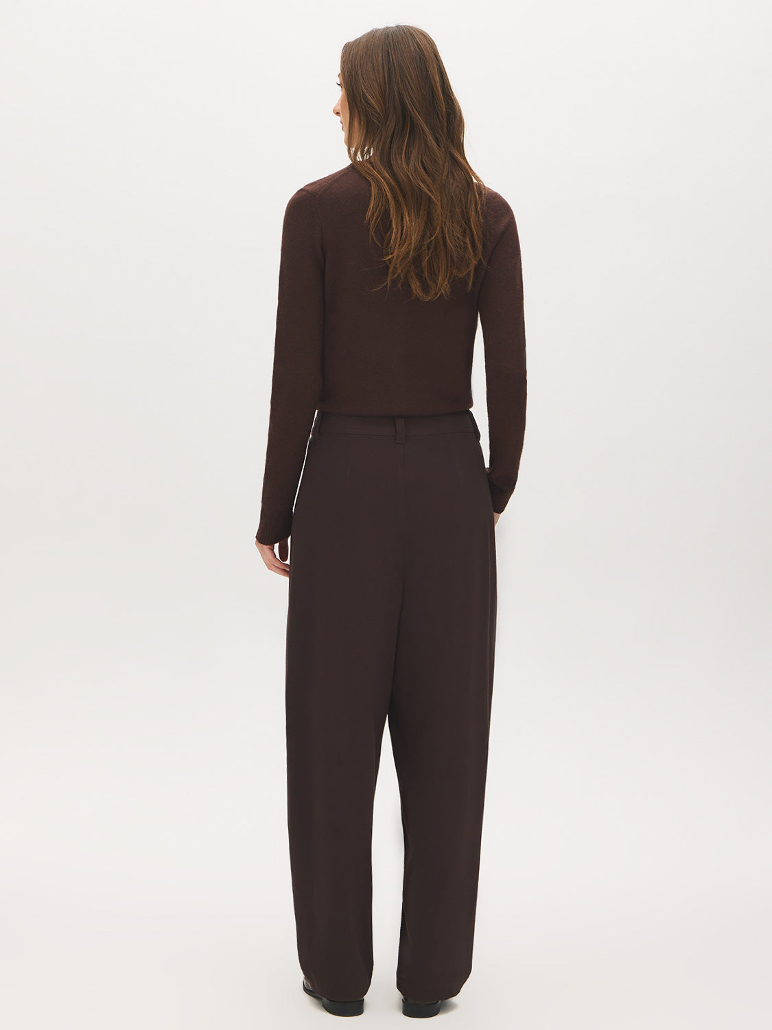 Coffee Bean High-Rise Barrel Leg Knit Pants - Woman Wearing Casual Knit Pants - Suzy Shier