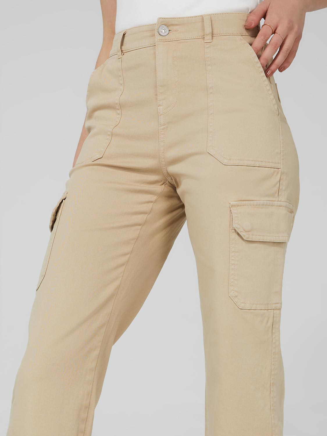 High waisted Cargo Pants With Belt with 25% discount!