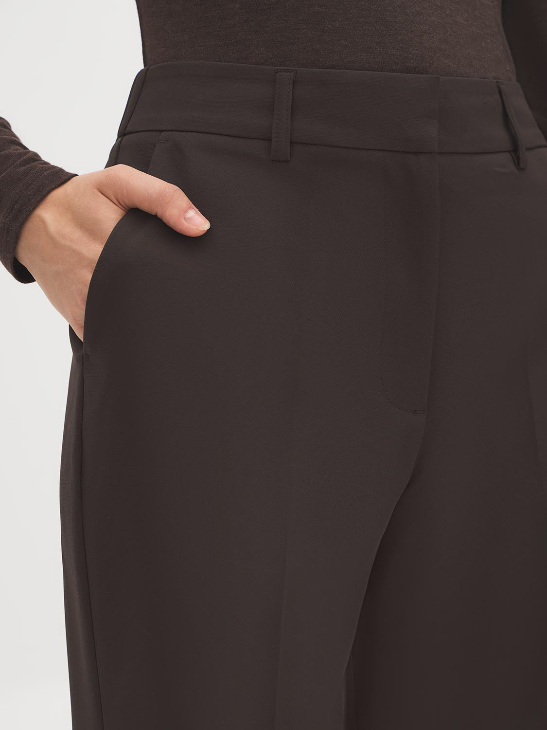 Brown Front Zip Trousers with Elastic Back - Woman Wearing Tailored Pants with Slanted Pockets - Suzy Shier