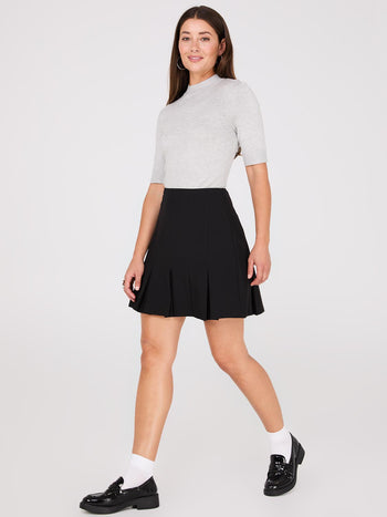 Short Pleated Skirt Black