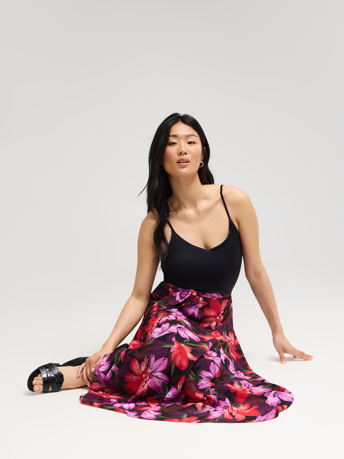 Floral Chiffon Long Skirt With Front Sash – Suzy Shier