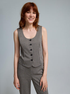 Jacquard Cropped Vest Black