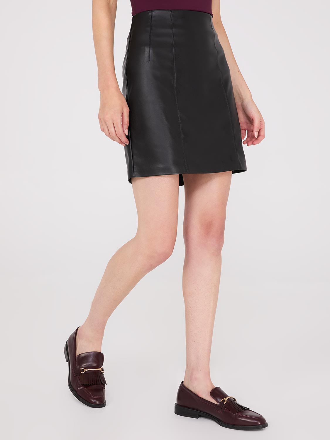 Faux Leather Mini Skirt – Suzy Shier