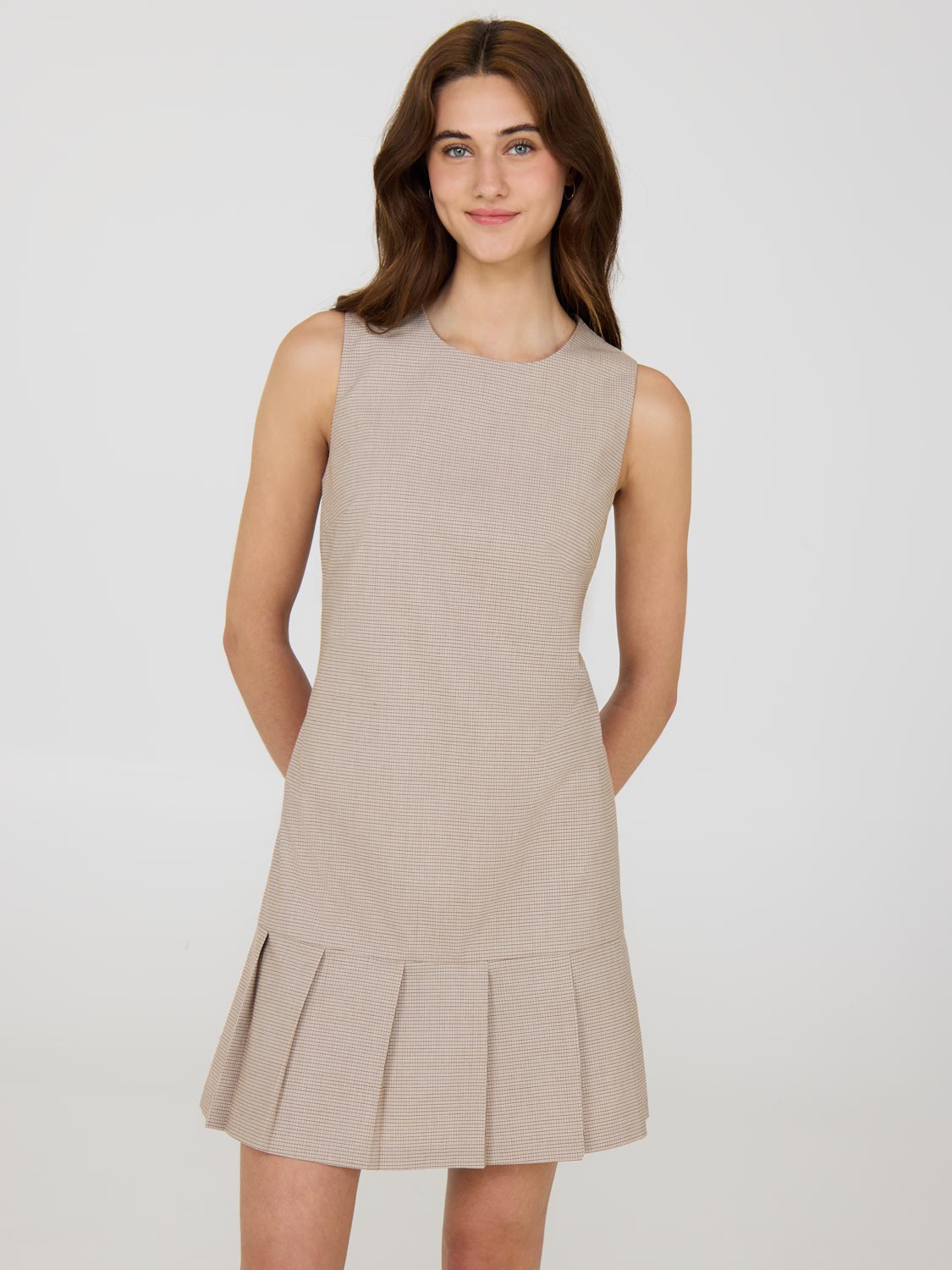 Sleeveless Mini Check Pleated Hem Dress – Suzy Shier