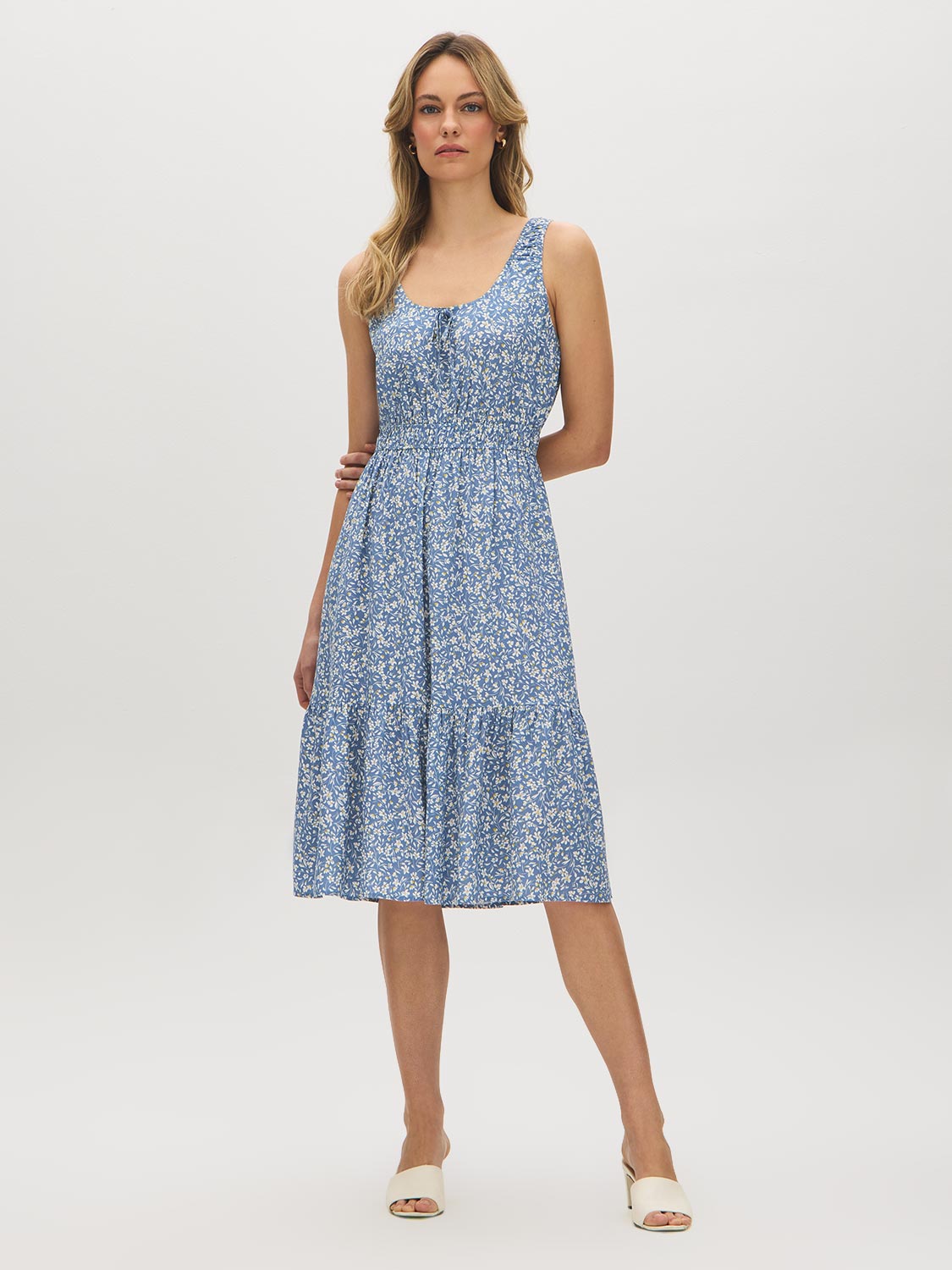 Infinity Ditsy Print Tiered Dress - Woman Wearing Scoop Neck Dress with Tie Detail - Suzy Shier