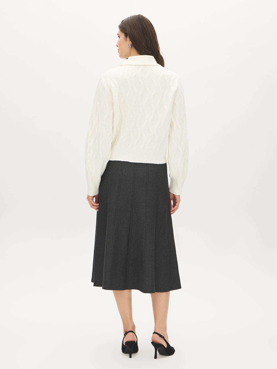 Pearl Cable Knit Sweater with Large Collar - Woman Wearing Textured Knit Sweater - Suzy Shier