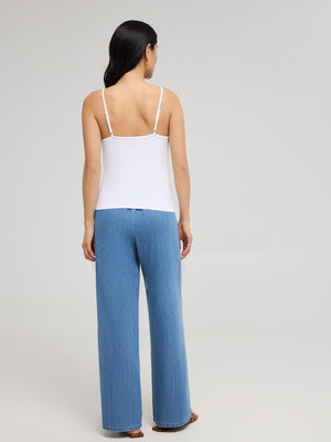 Camisole à double épaisseur et col en V White