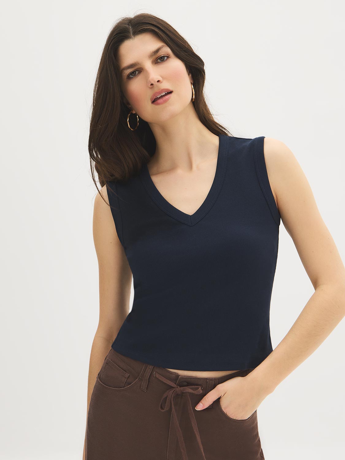 White Sleeveless Rib Jersey V-Neck Tank Top - Woman Wearing Fitted V-Neck Tank - Suzy Shier