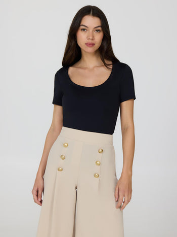 Double Layer Scoop Neck T-Shirt Black