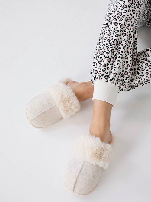 Faux Wool Slipper With Faux Fur Lining