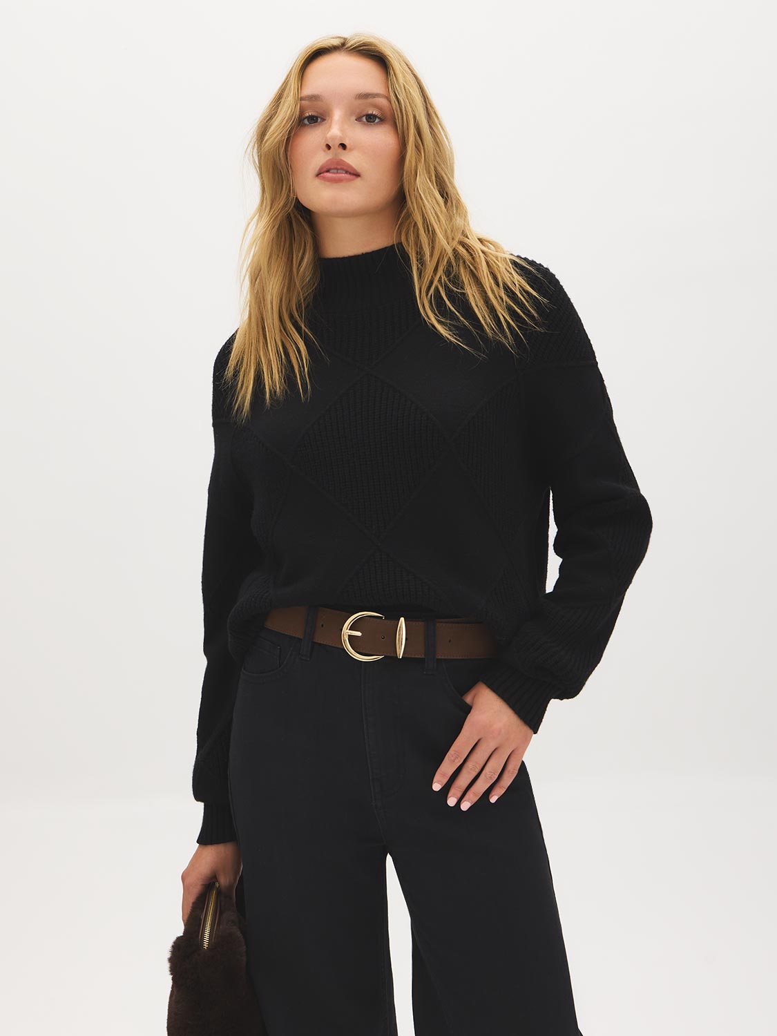 Ceinture en faux suède à boucle dorée