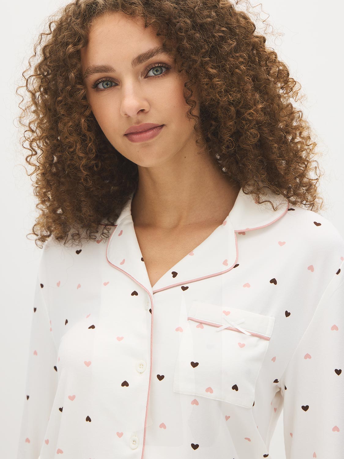 Snow White Hearts Print Two-Piece PJ Set - Woman Wearing Cozy Pajama Set - Suzy Shier