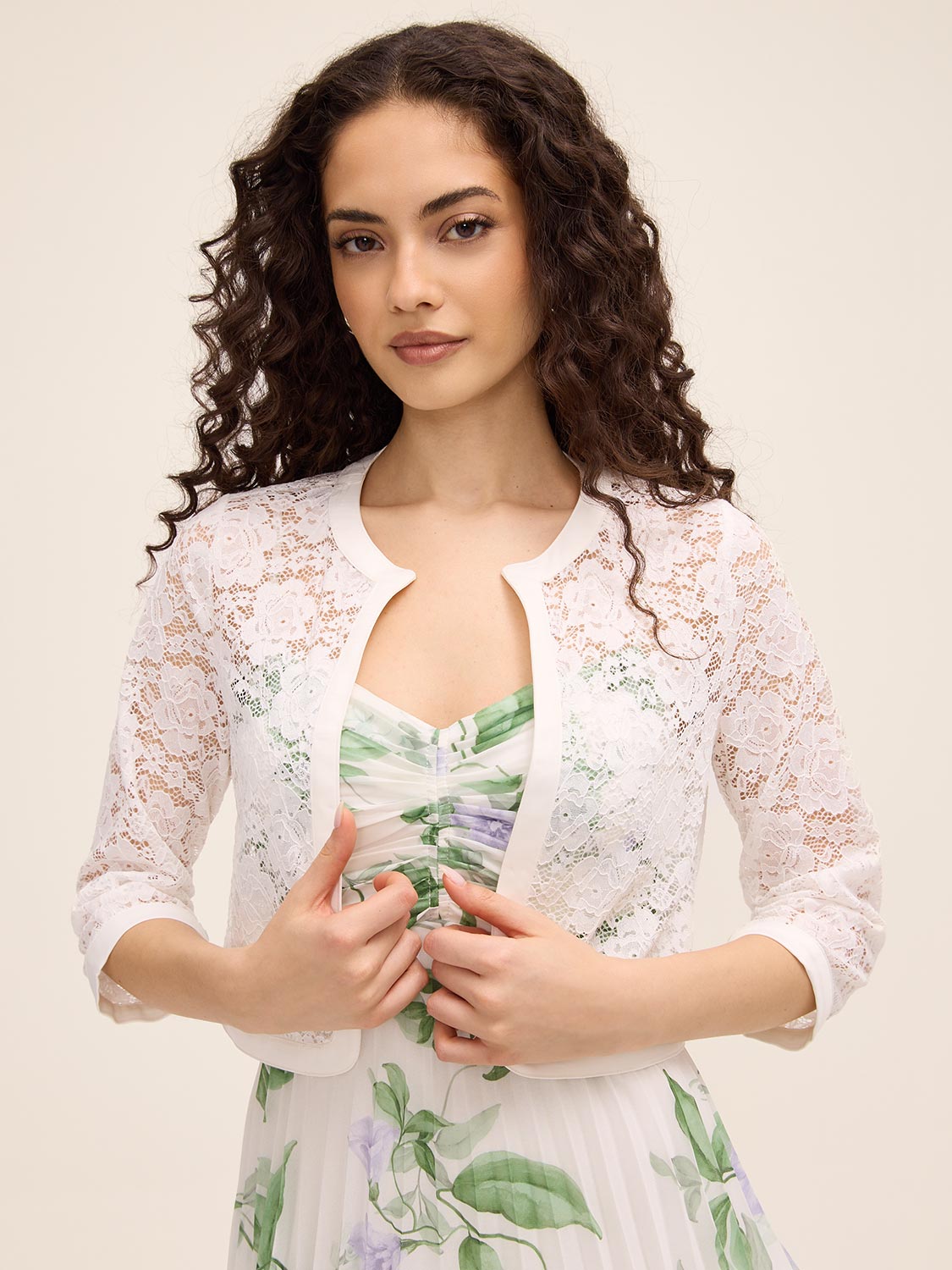 Women's Cover-Ups, Boleros, Wraps, & Shawls | Le Chateau Suzy Shier Women's Cover-Ups, Boleros, Wraps, & Shawls | Le Chateau Suzy Shier